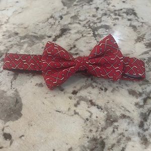 Vineyard Vines boys Hockey bow tie